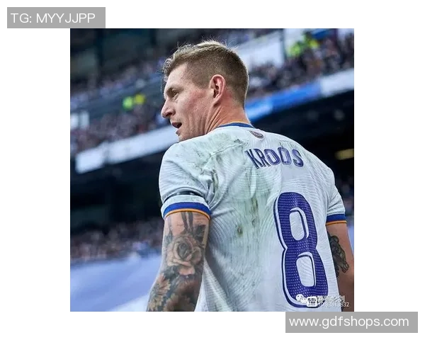 今年足球明星退役潮涌现哪些传奇球员告别绿茵场